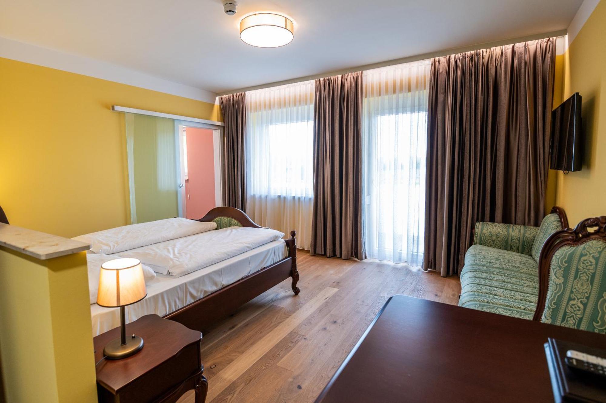 Vulkan Residenz Hotel I Self Check-In Schwarzautal Szoba fotó
